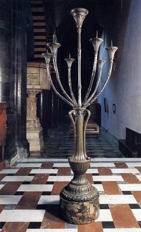 Maso_di_bartolomeo_(1440)_candelabro,_cathedral_of_prato (da Wikipedia)